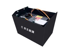 从基础到应用的技术贯通（SOC→SOH→寿命→安全）