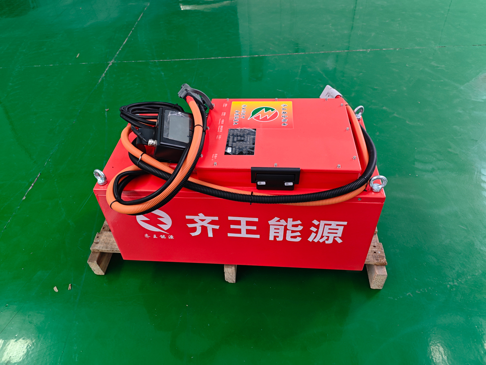 齐王能源平车51.2v280ah 780-380-404