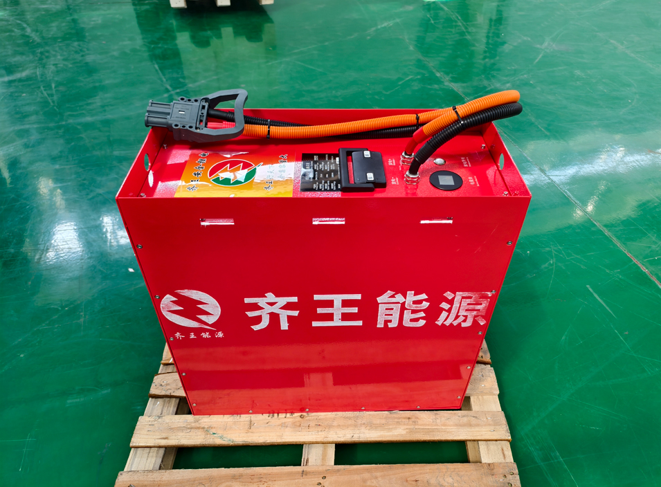25.6v230 620-280-625